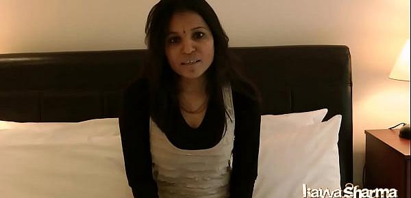  Indian Gujarati Mature Babe Kavya Sharma Big Tits Masturbation